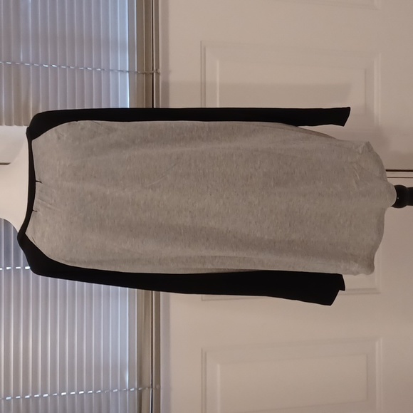 4/$40 New Gray & Black, Leopard Print Heart Long Sleeve Tee - Size 3XL (US18) - Picture 4 of 6